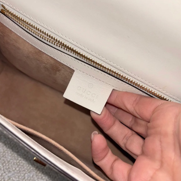 Authentic Gucci Small Sylvie Shoulder Bag White - Picture 7 of 15